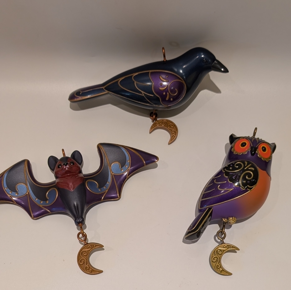 2020 Hallmark Halloween 3 Piece Ornament Set New! RARE Spooky Decor - Picture 8 of 9